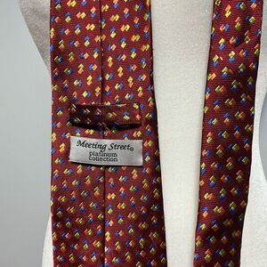 Meeting Street platinum collection 100% silk neck tie